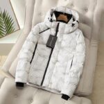 Winter Hooded Down Jacket for Men Gradient Patchwork Streetwear 90% White Duck Down Coat Thick Warm Parka Male Outerwear 2